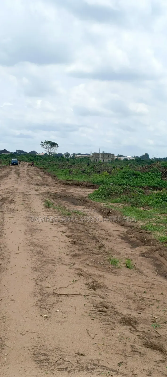 Residential Plots of Buy and Build Land in Obinze Owerri, Imo State in Owerri
