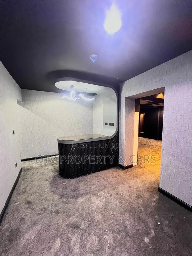5bdrm Apartment in Old Ikoyi for sale in Old Ikoyi