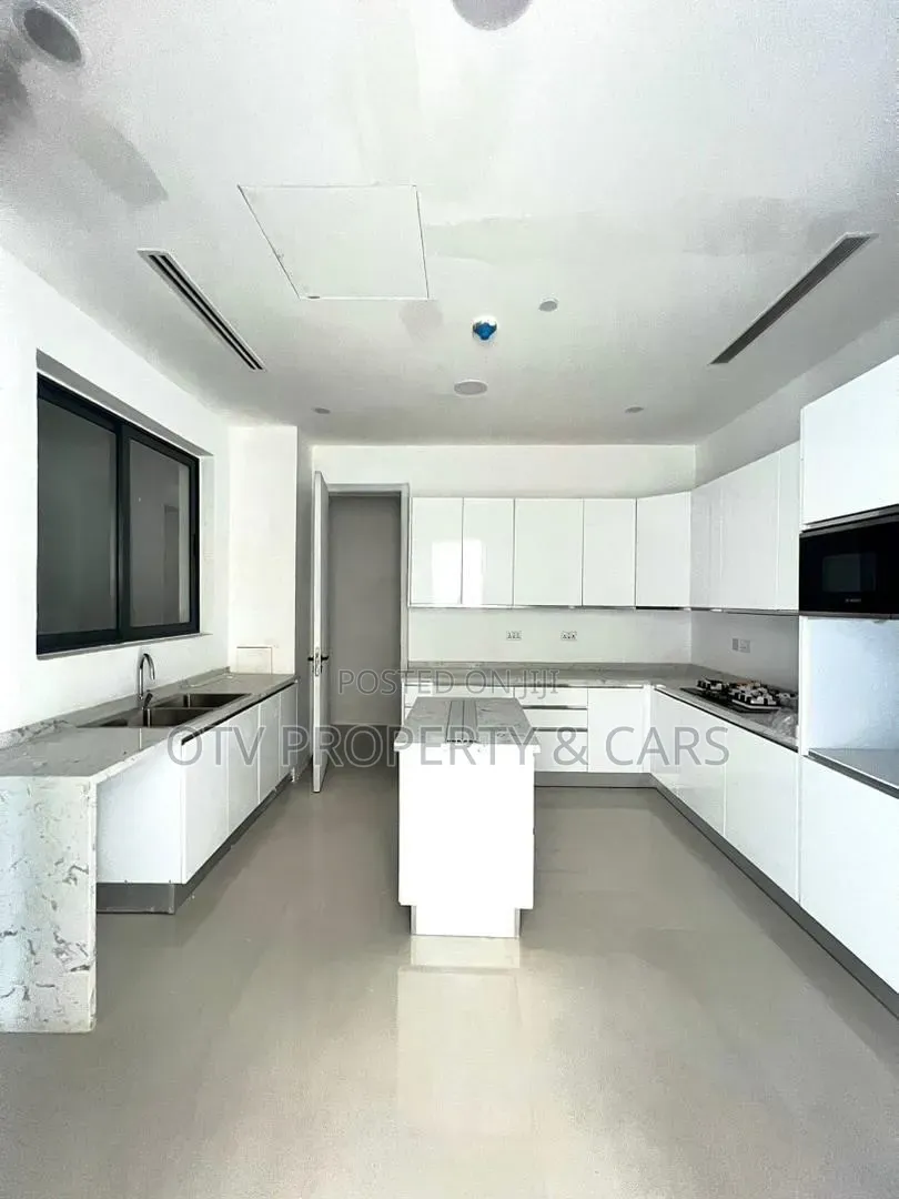 5bdrm Apartment in Old Ikoyi for sale in Old Ikoyi