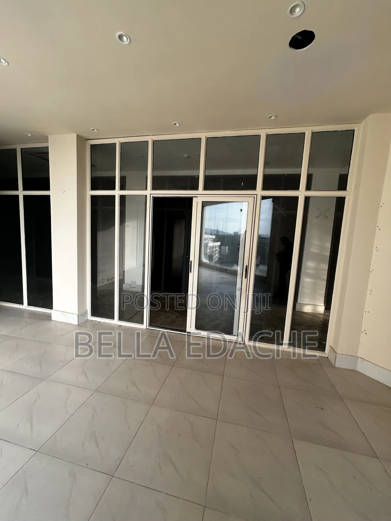 Shop Space for Rent in Wuse 2 in Wuse 2