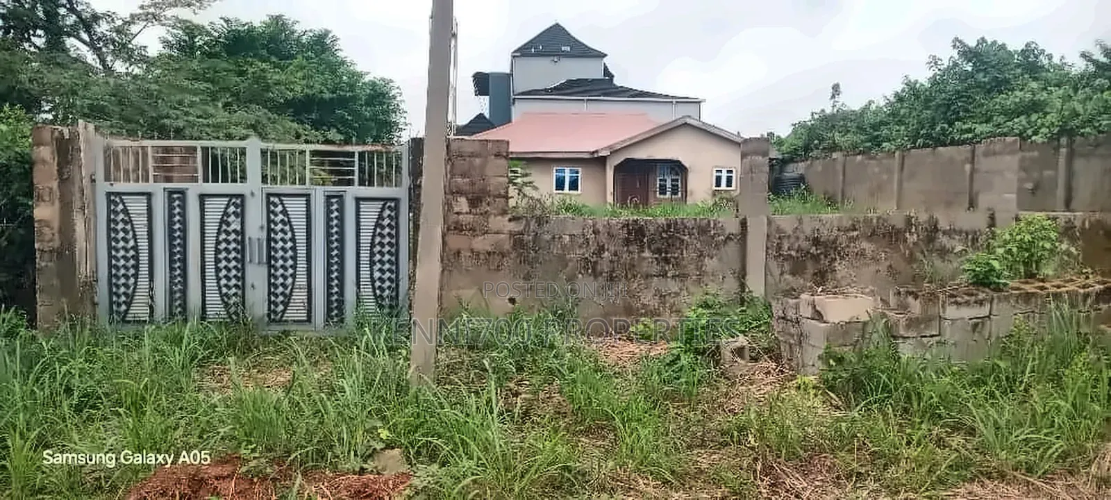 4bdrm Bungalow in Prime Estate In, Obafemi-Owode for sale in Obafemi-Owode