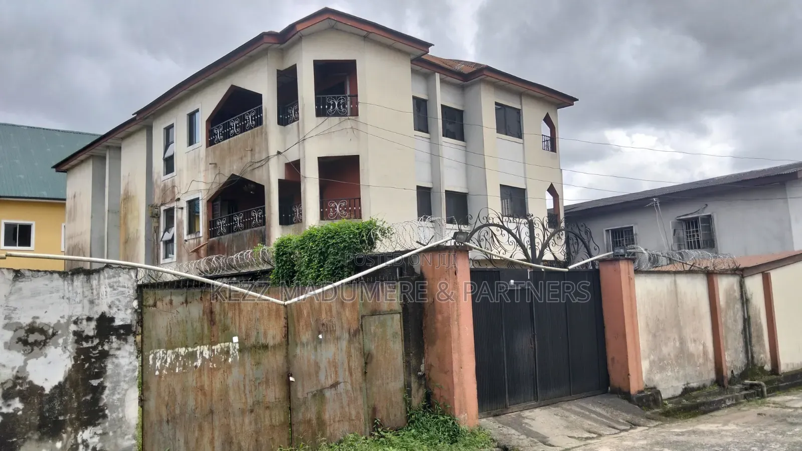 4bdrm Block of Flats in Off Rumuola Major for sale in Rumuola