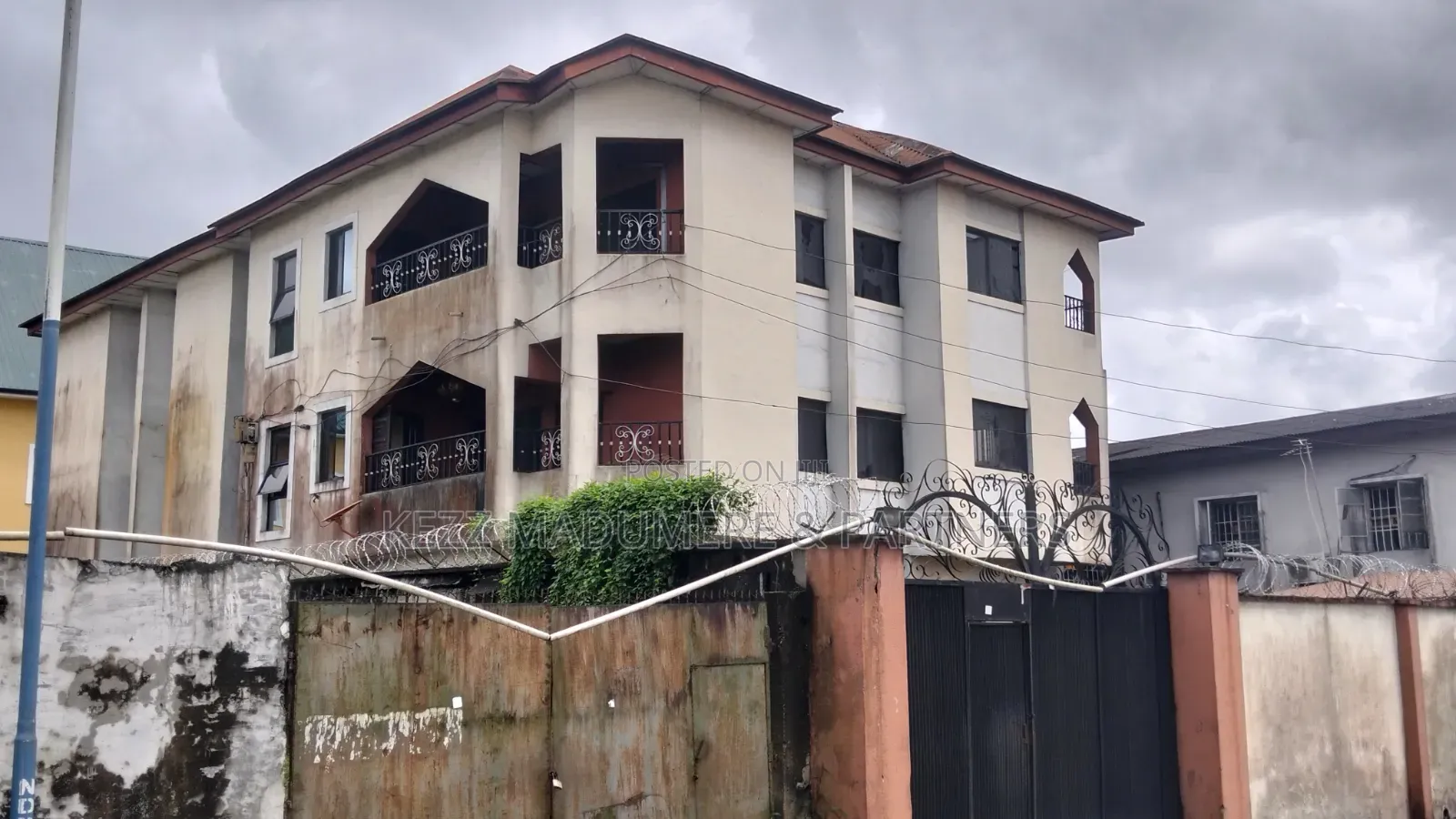 4bdrm Block of Flats in Off Rumuola Major for sale in Rumuola