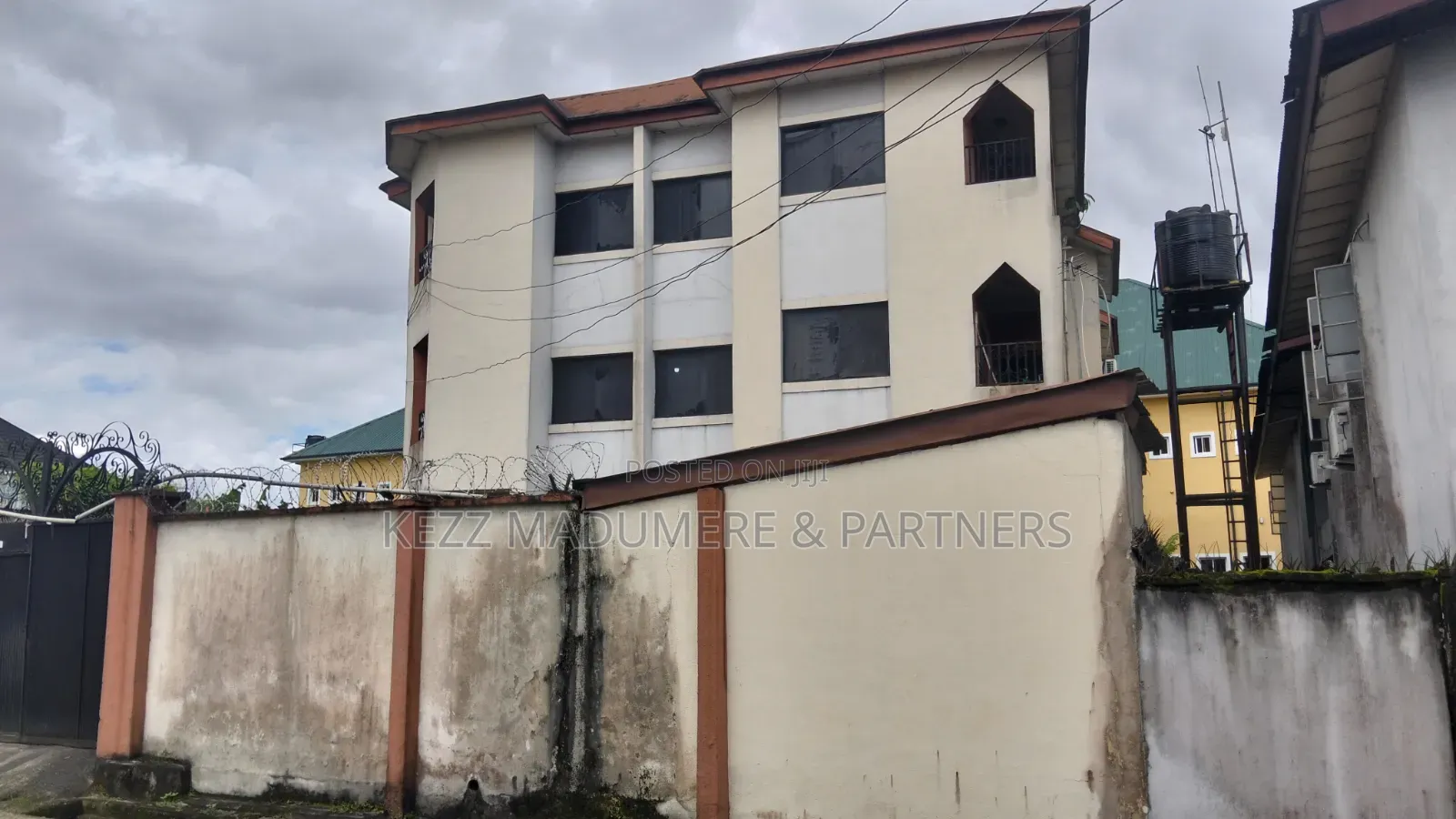 4bdrm Block of Flats in Off Rumuola Major for sale in Rumuola