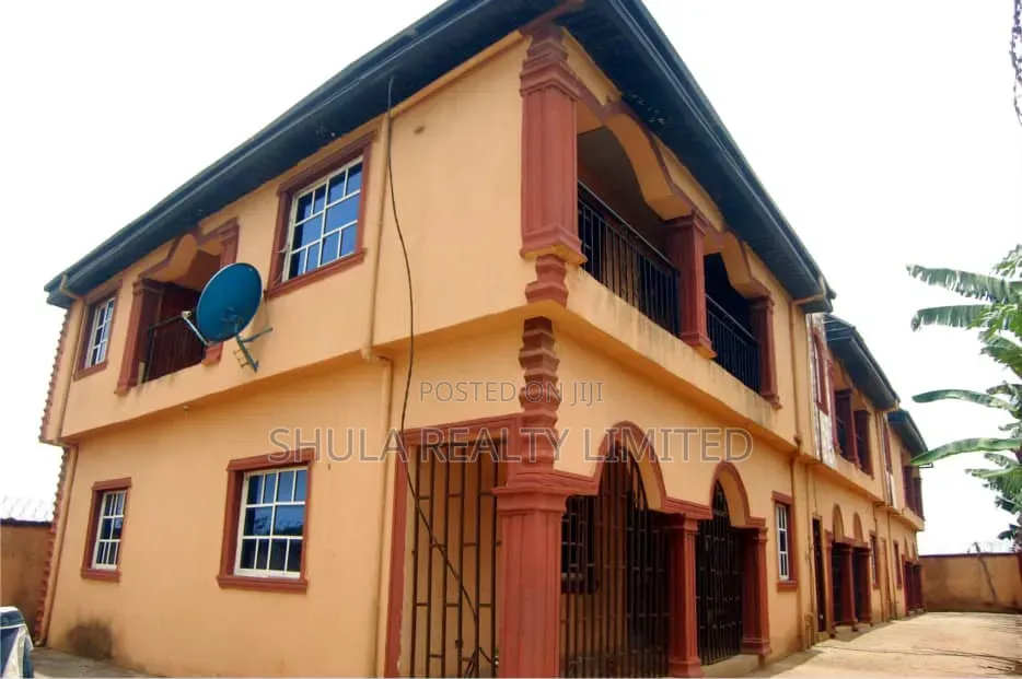 Furnished 16bdrm House in Oko Afo for sale in Oko Afo