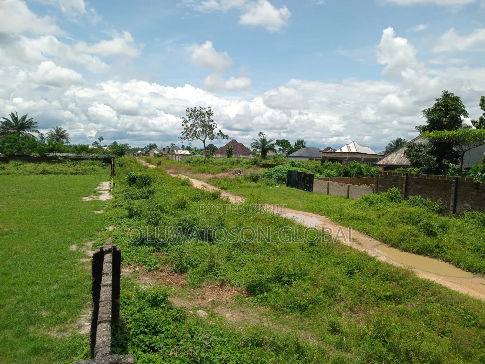 100 Plots of Fenced Dry Land on Etche-Igwuruta, Port Harcourt Road in Port-Harcourt