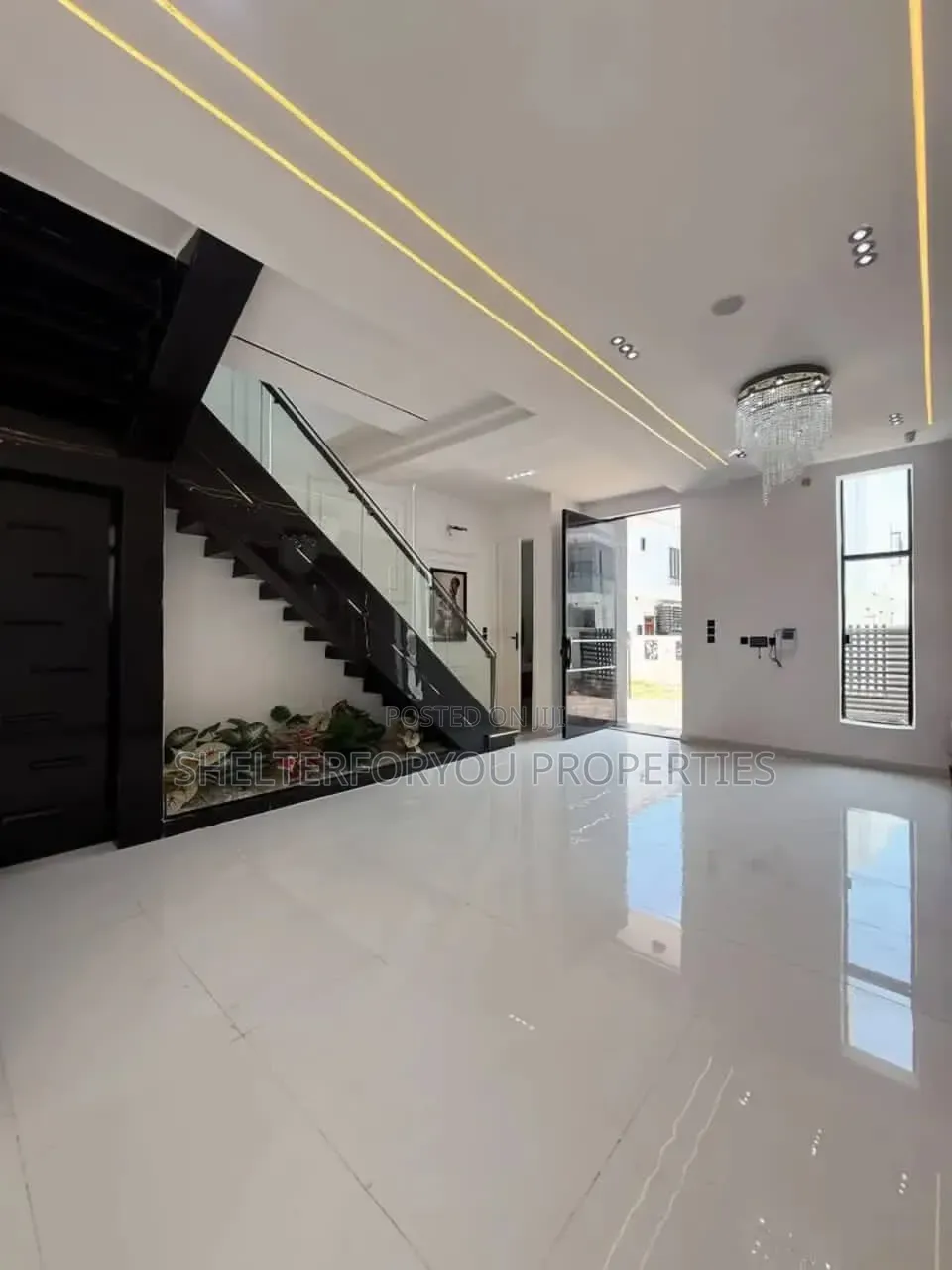4bdrm Duplex in Lekki Phase 1 for sale in Lekki Phase 1