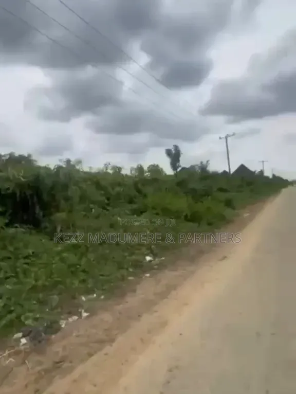 For Sale : 100 Plots Behind Salvation Minis. Headquarters Igwuruta, Ph in New Layout
