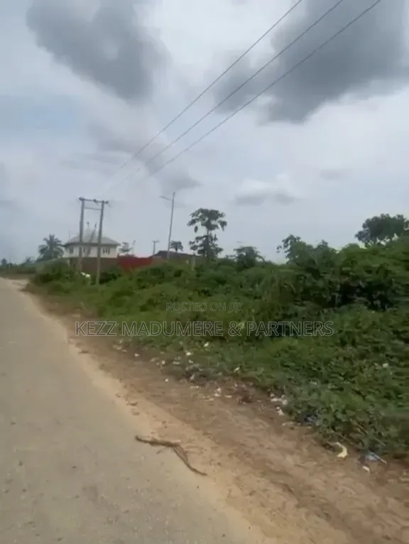 For Sale : 100 Plots Behind Salvation Minis. Headquarters Igwuruta, Ph in New Layout