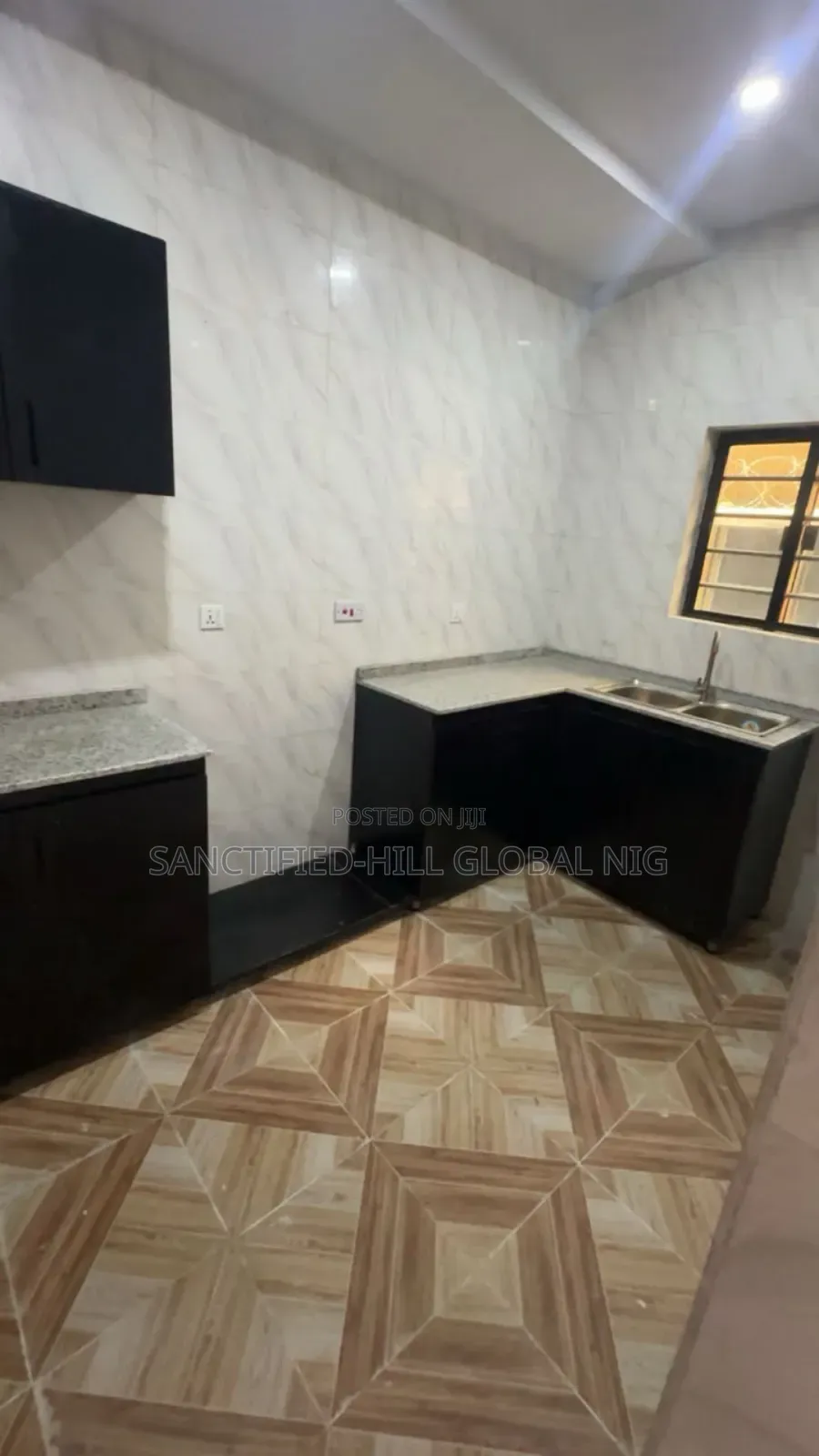 2bdrm Duplex in Back Of Becky1, Karu for rent in Karu