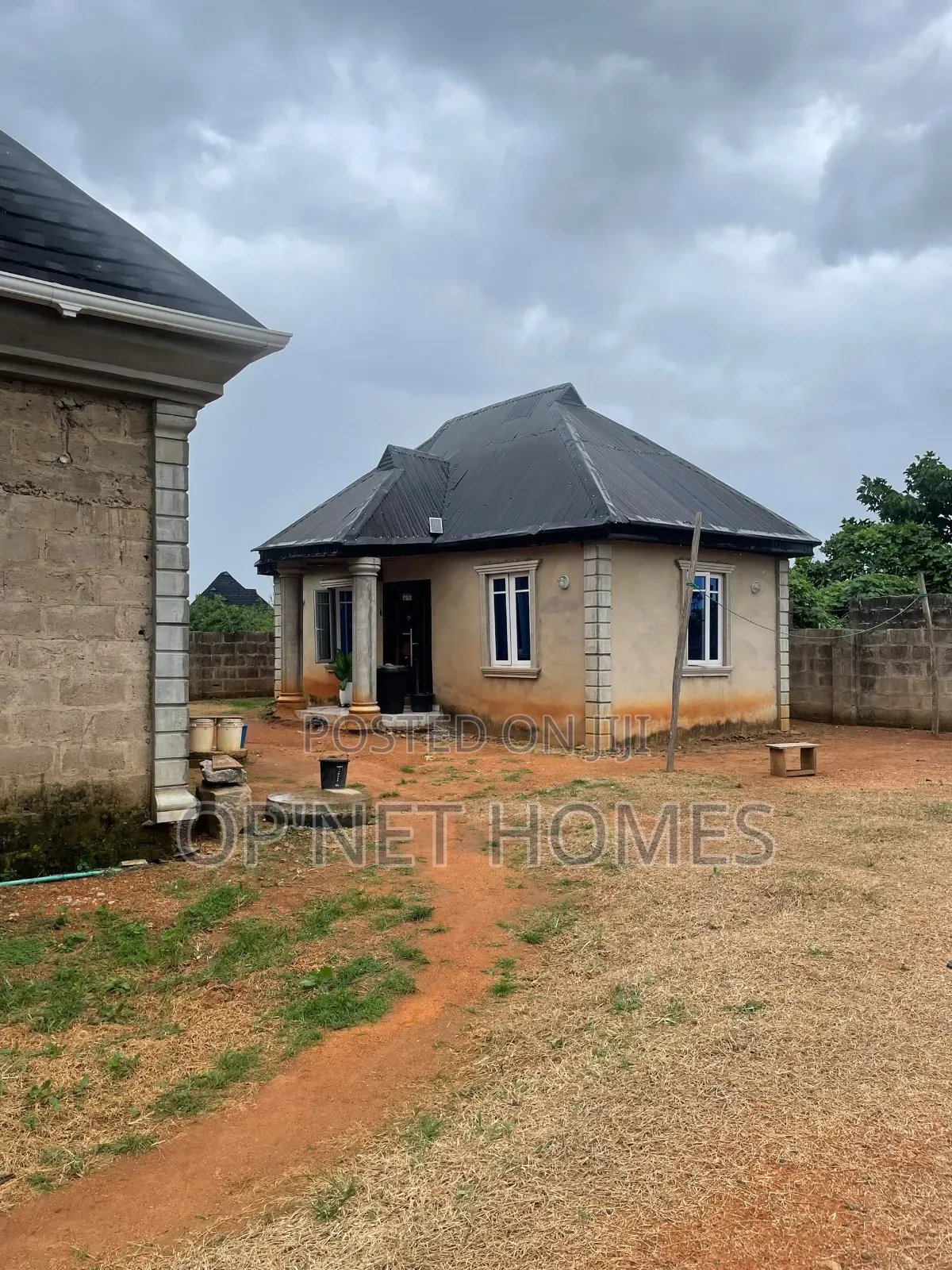 3bdrm Bungalow in Akure for sale in Akure