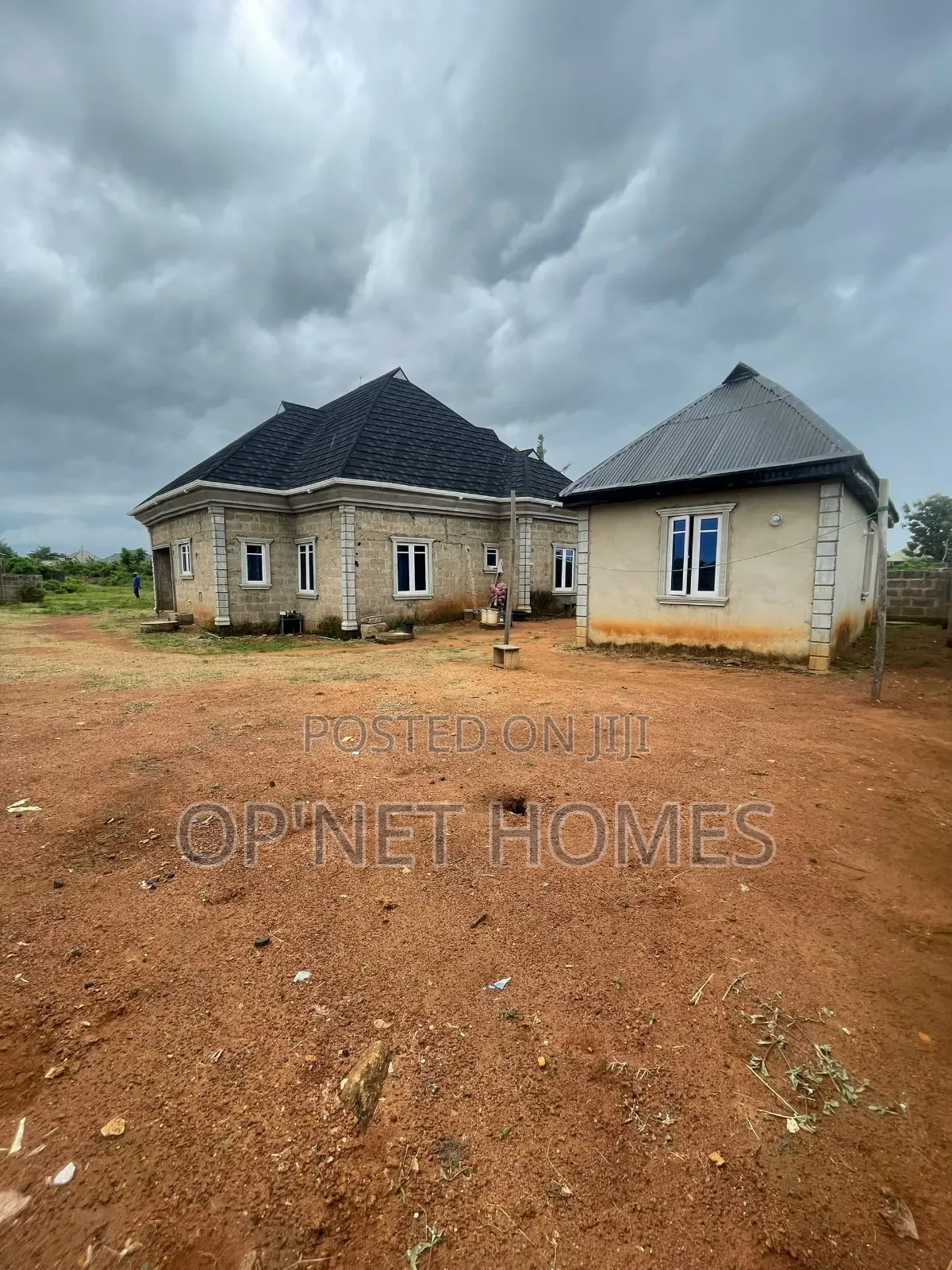 3bdrm Bungalow in Akure for sale in Akure