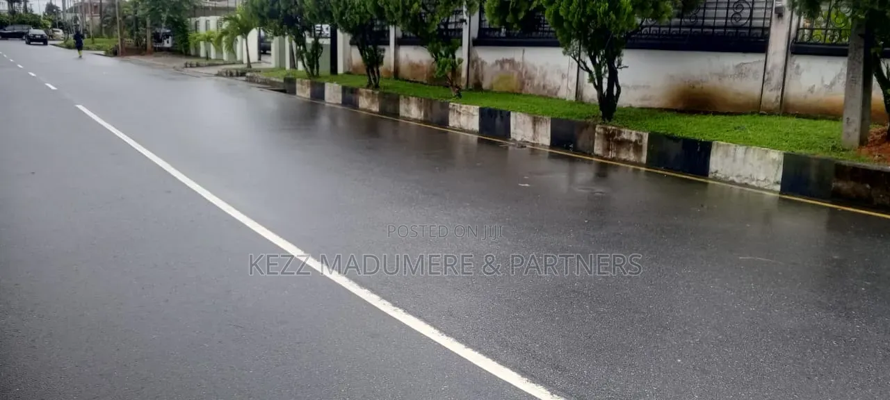 To Let / Lease : 4 1⁄2 Plots at New Gra Phase 2 Port Harcourt in GRA Phase 2 / Port-Harcourt