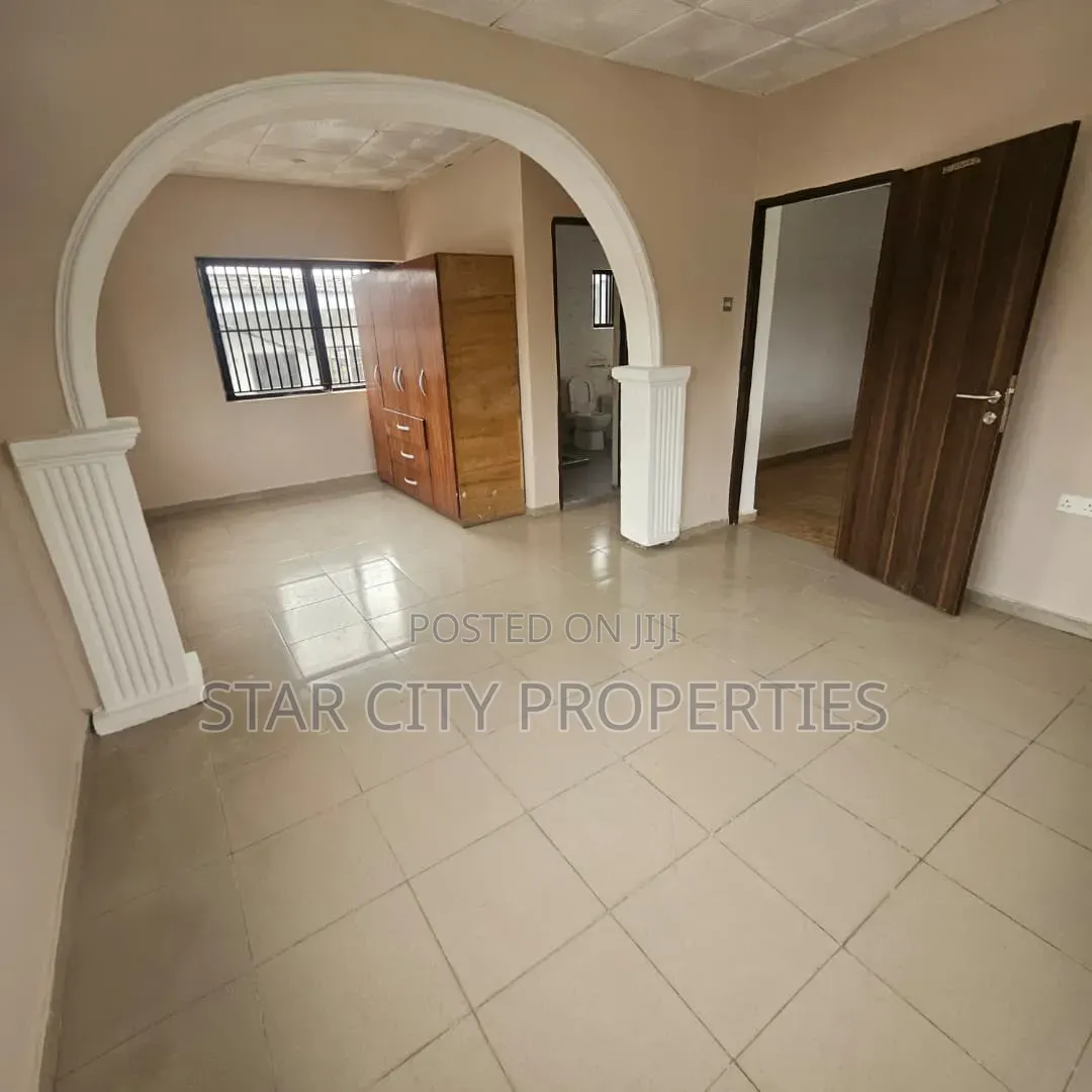 5bdrm Townhouse / Terrace in Ketu for rent in Ketu-Ikosi