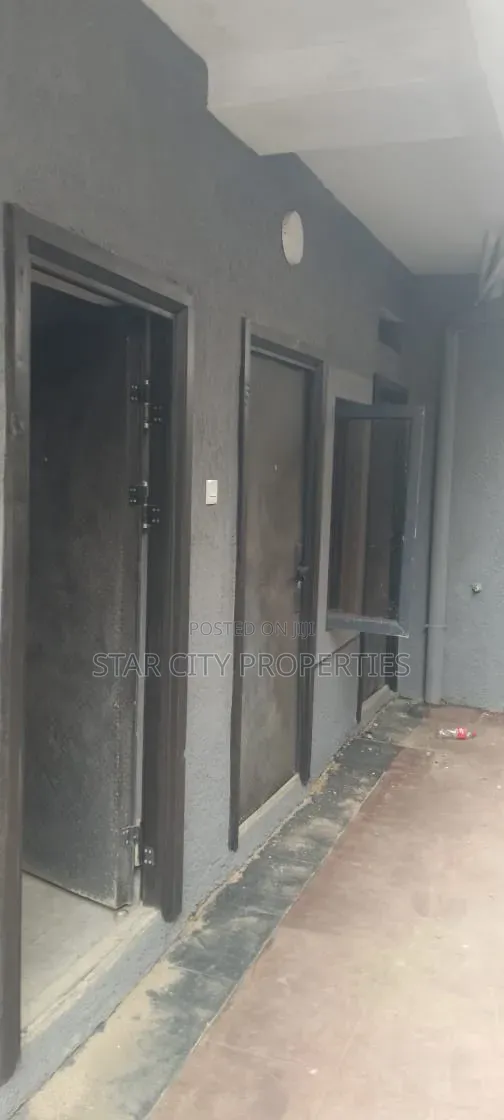4bdrm Duplex in Maryland Crescent for rent in LSDPC Maryland Estate