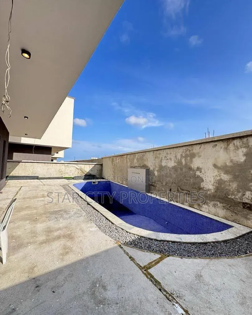 4bdrm Duplex in Lekki for sale in Lekki Phase 1