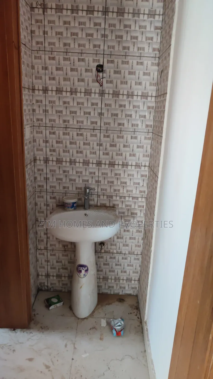 2bdrm Block of Flats in Zim Homes And, Garki 2 for rent in Garki 2