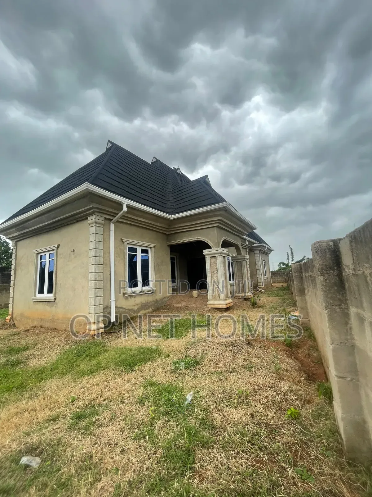 3bdrm Bungalow in Akure for sale in Akure