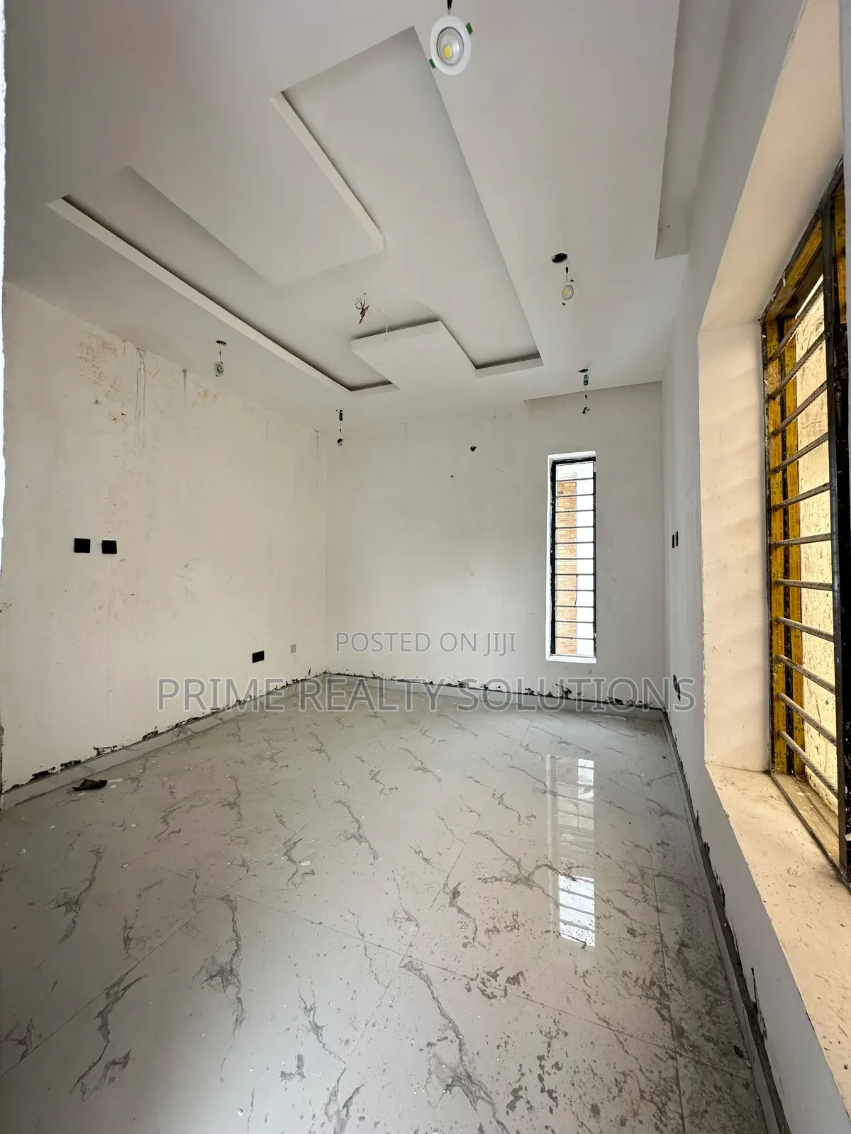 5bdrm Duplex in Lekki Phase 1 for sale in Lekki Phase 1