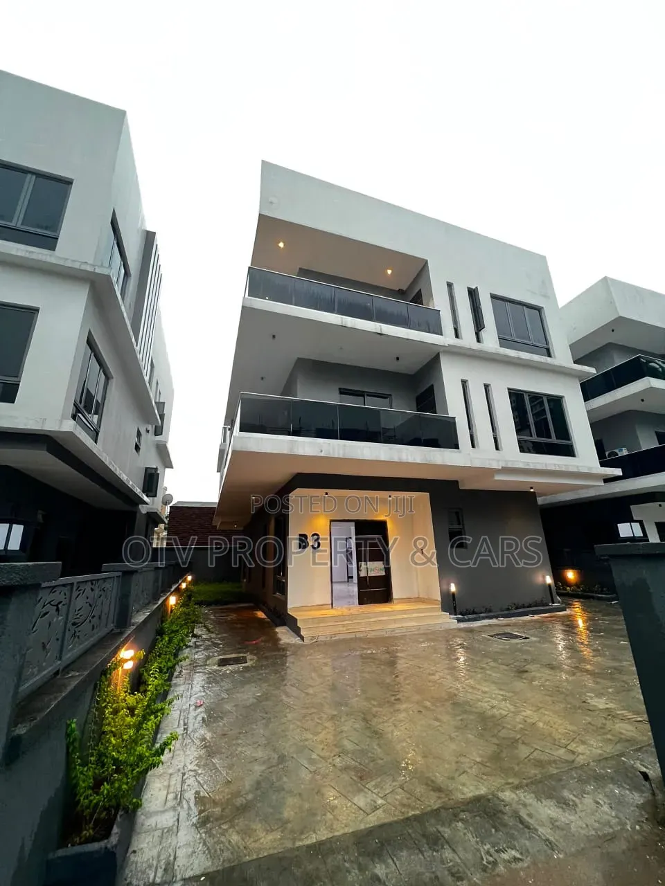 6bdrm Duplex in Old Ikoyi for sale in Old Ikoyi