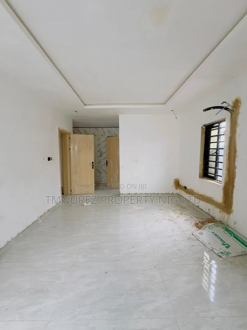 4bdrm Duplex in Ogudu Road for sale in Ogudu Road