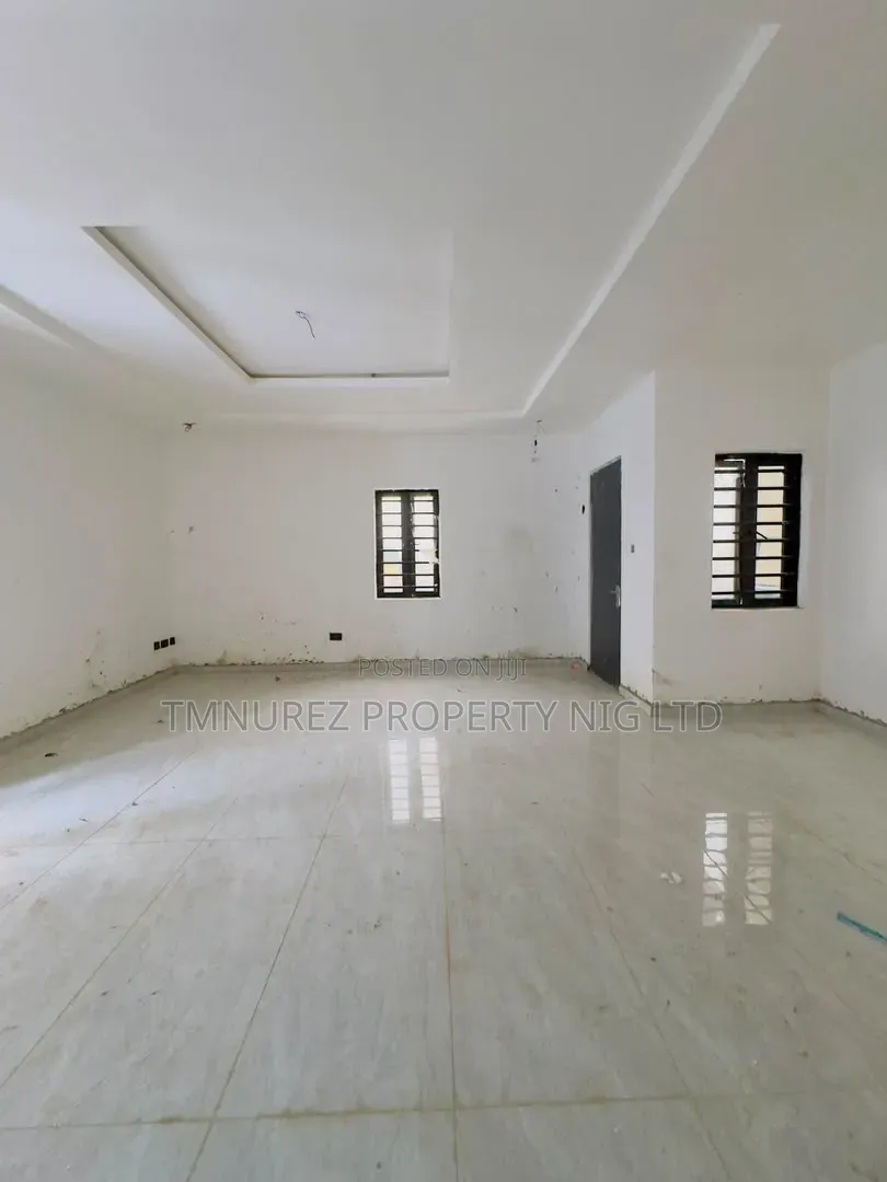 4bdrm Duplex in Ogudu Road for sale in Ogudu Road