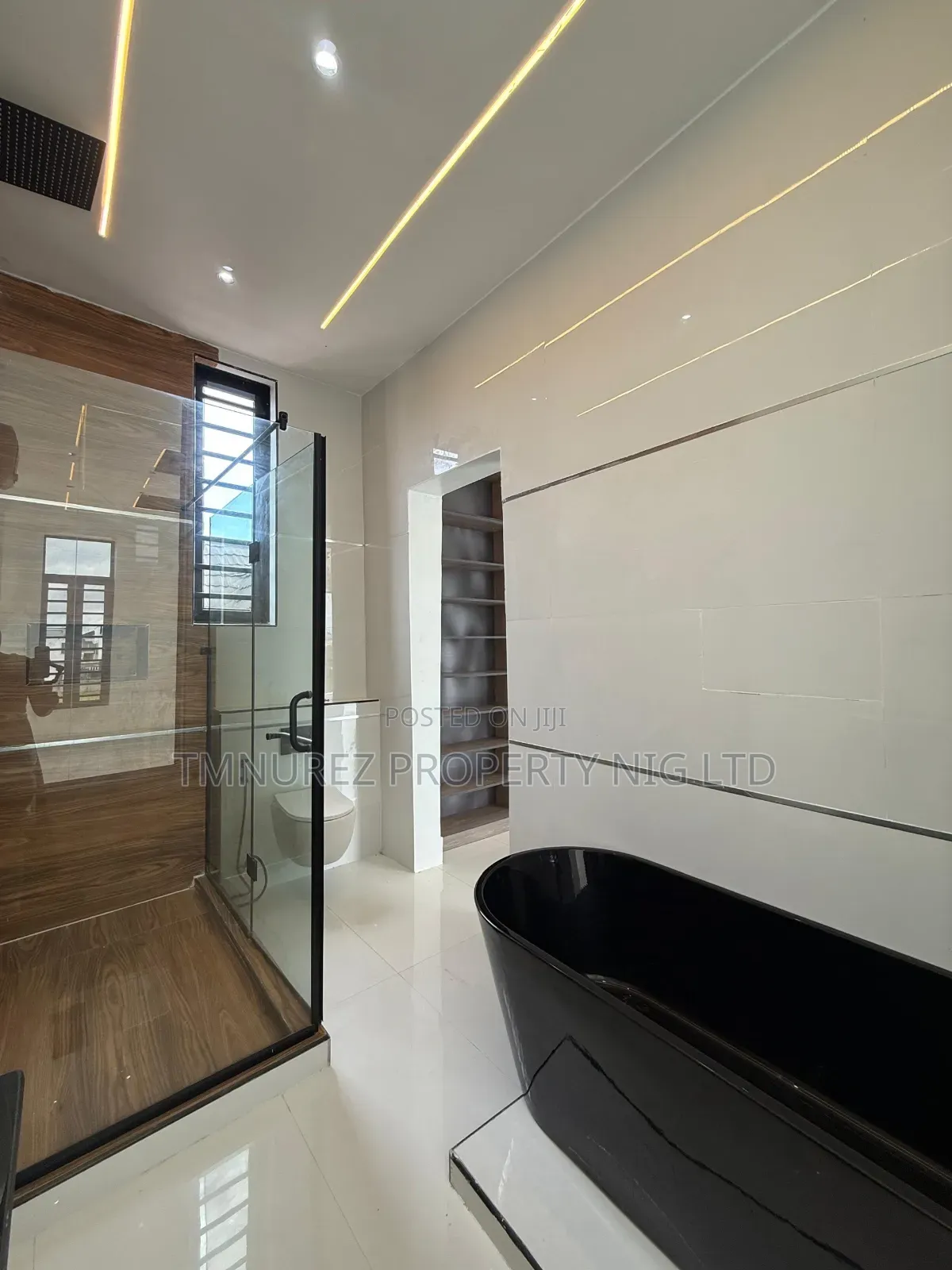 5bdrm Duplex in Sangotedo for sale in Sangotedo