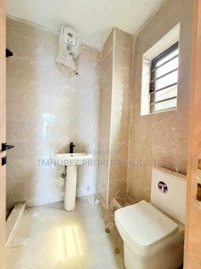 2bdrm Apartment in Anthony Village for sale in Anthony Village