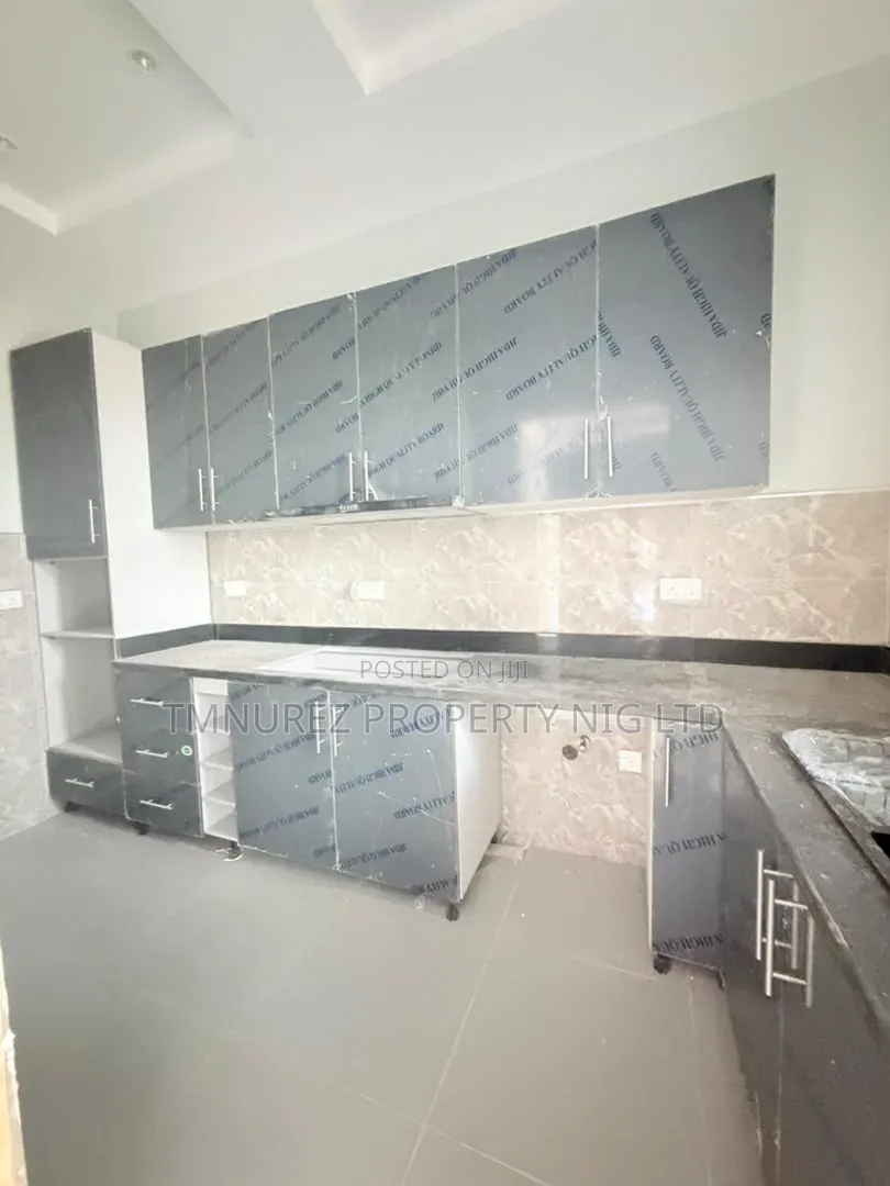 2bdrm Apartment in Anthony Village for sale in Anthony Village