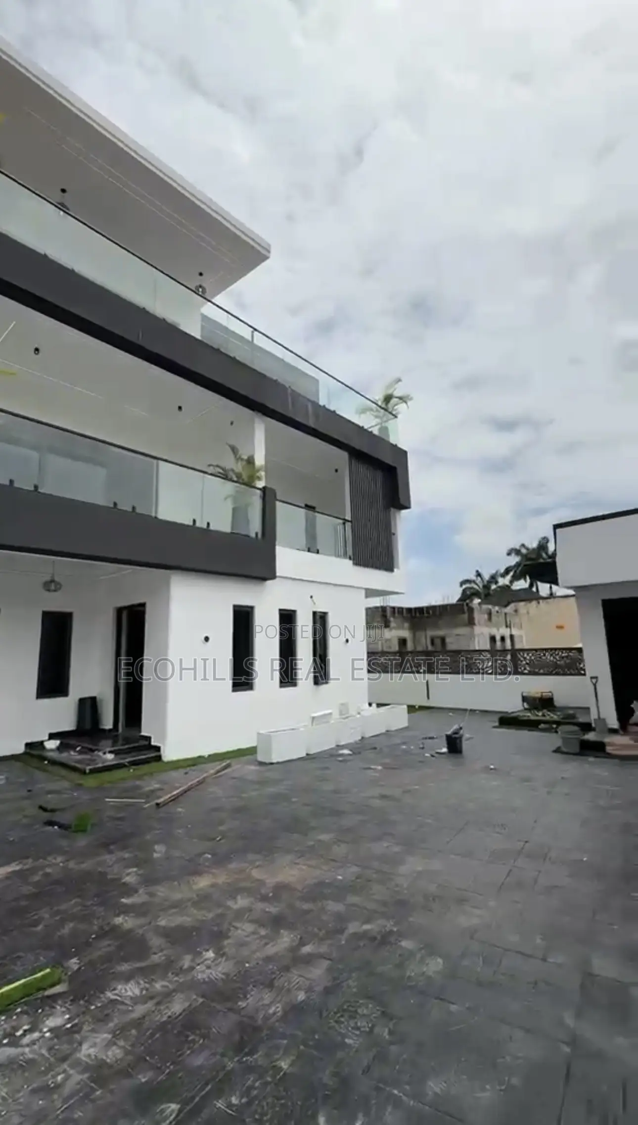 5bdrm Duplex in Gwarinpa for sale in Gwarinpa