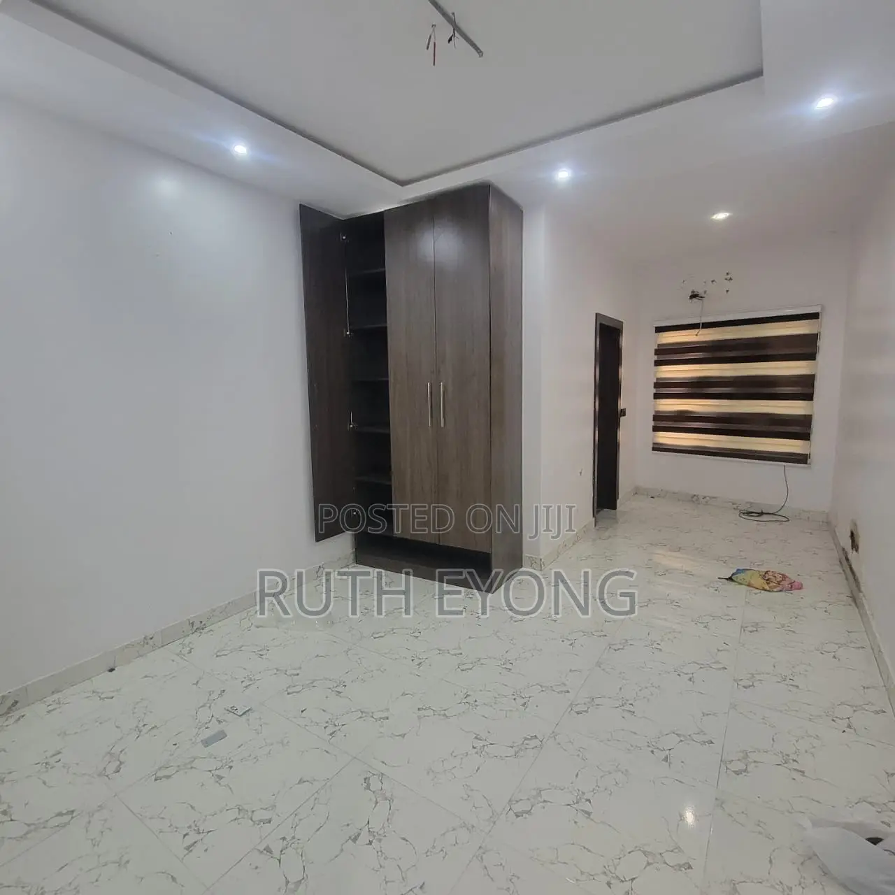 4bdrm Apartment in Spar Road, Ikate for rent in Ikate