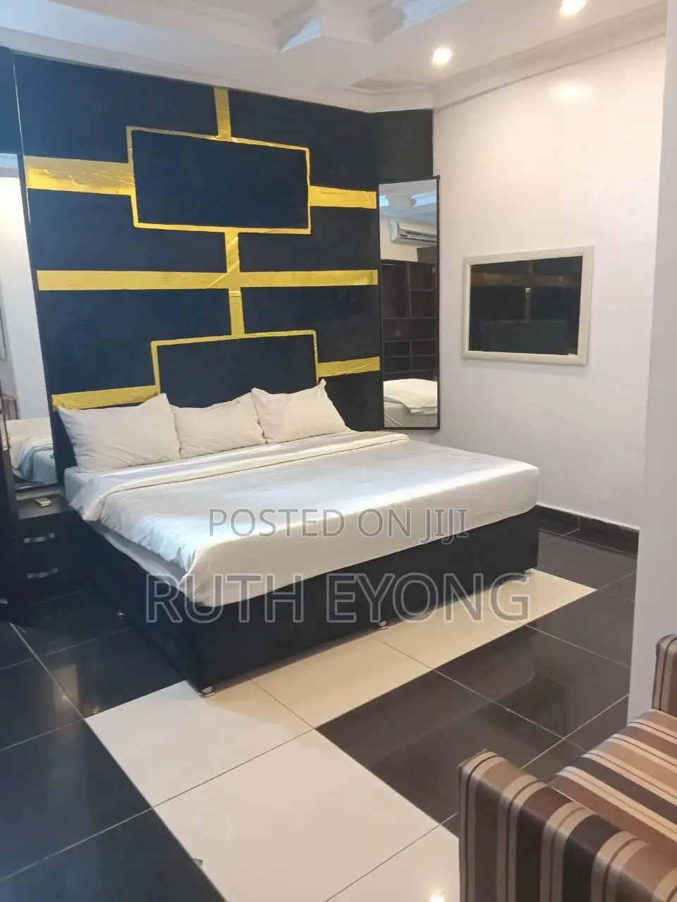 2bdrm Apartment in Off Admiralty Road,., Lekki Phase 1 for rent in Lekki Phase 1