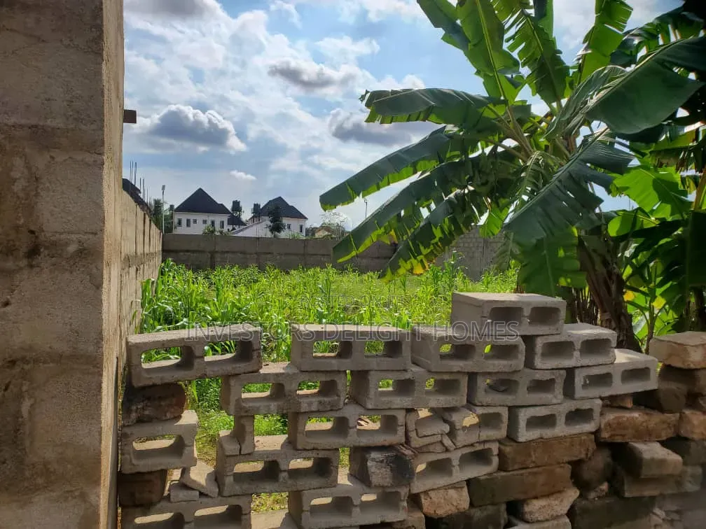 Residential/Commercial Land for Sale in Oshimili North