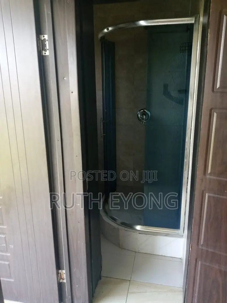 1bdrm Apartment in John Okafor Estate for rent in Agungi