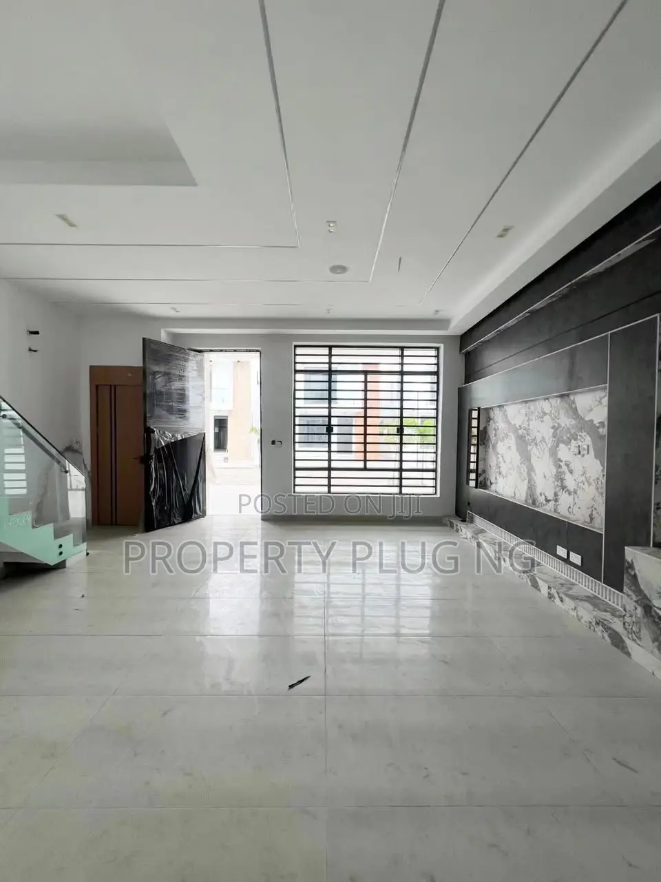 4bdrm Duplex in Orchid, Chevron for sale in Chevron