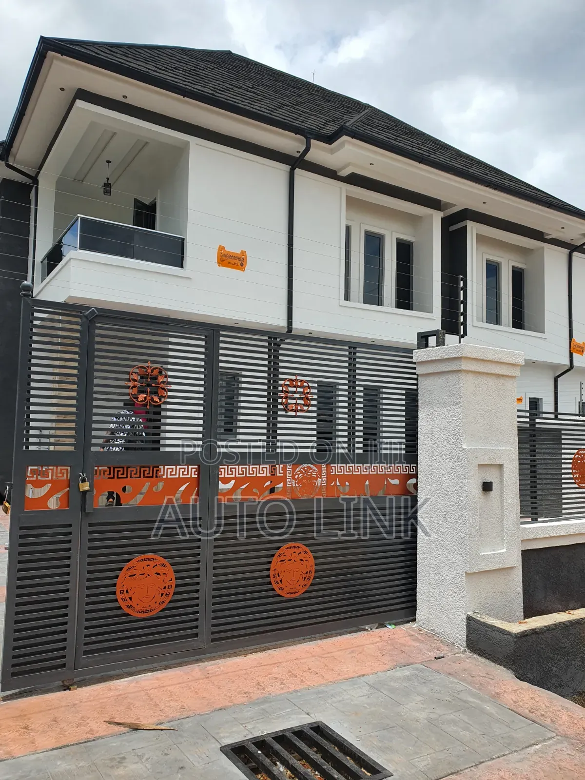 4bdrm Duplex in Enugu for rent in Enugu