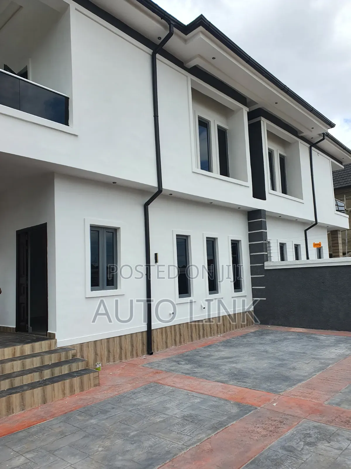 4bdrm Duplex in Enugu for rent in Enugu