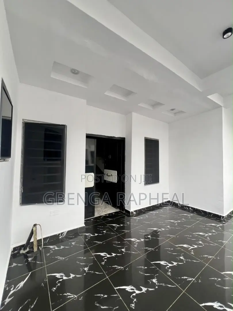 3bdrm Townhouse/Terrace in Orchid, Lekki for sale in Lekki