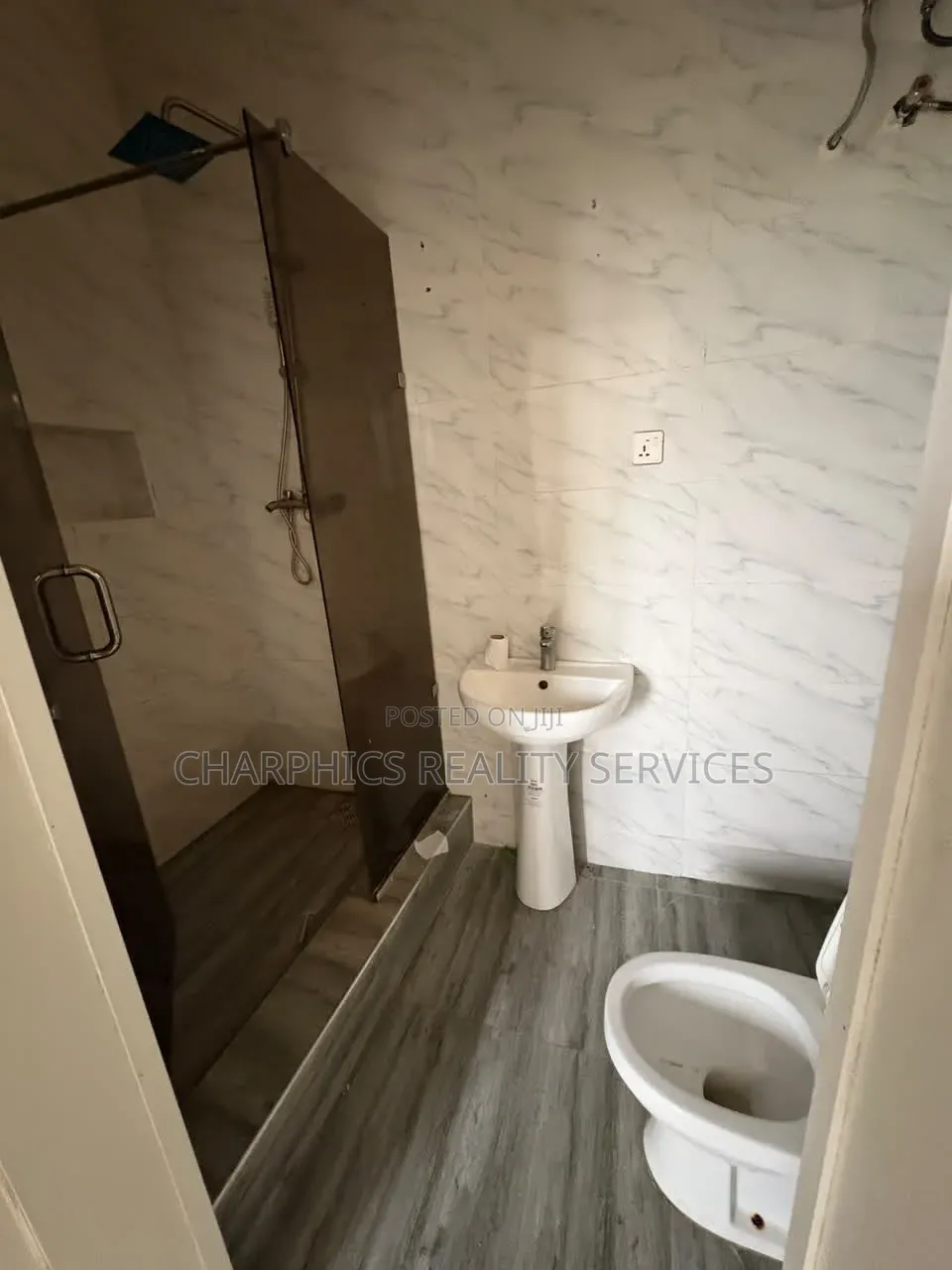 Mini Flat in Lekki Phase 2 for rent in Lekki Phase 2
