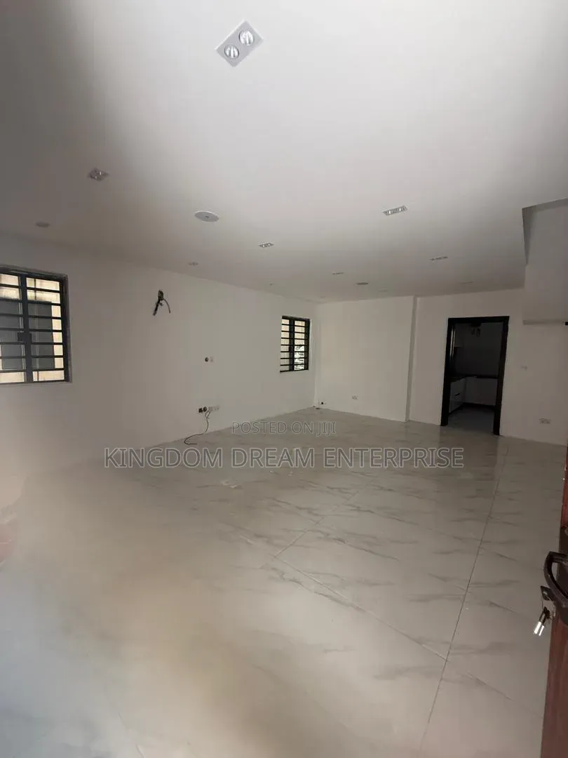 4bdrm Duplex in Ologolo Lekki Lagos for rent in Lekki Expressway