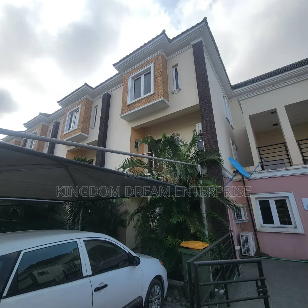 5bdrm Duplex in Osapa London Lekki for rent in Osapa london