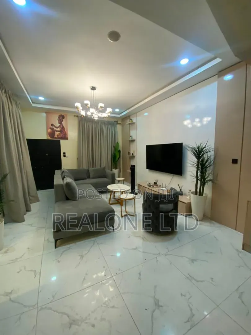 Furnished 4bdrm Duplex in Chevron for rent in Chevron