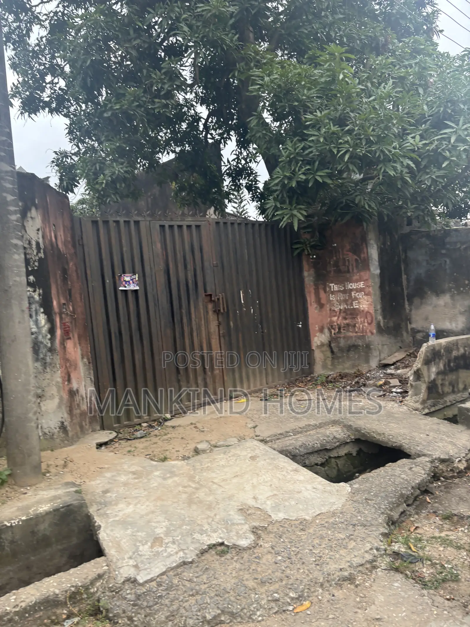 1200sqm Land at 2nd Avenue, N Close, Festac, Lagos in Festac