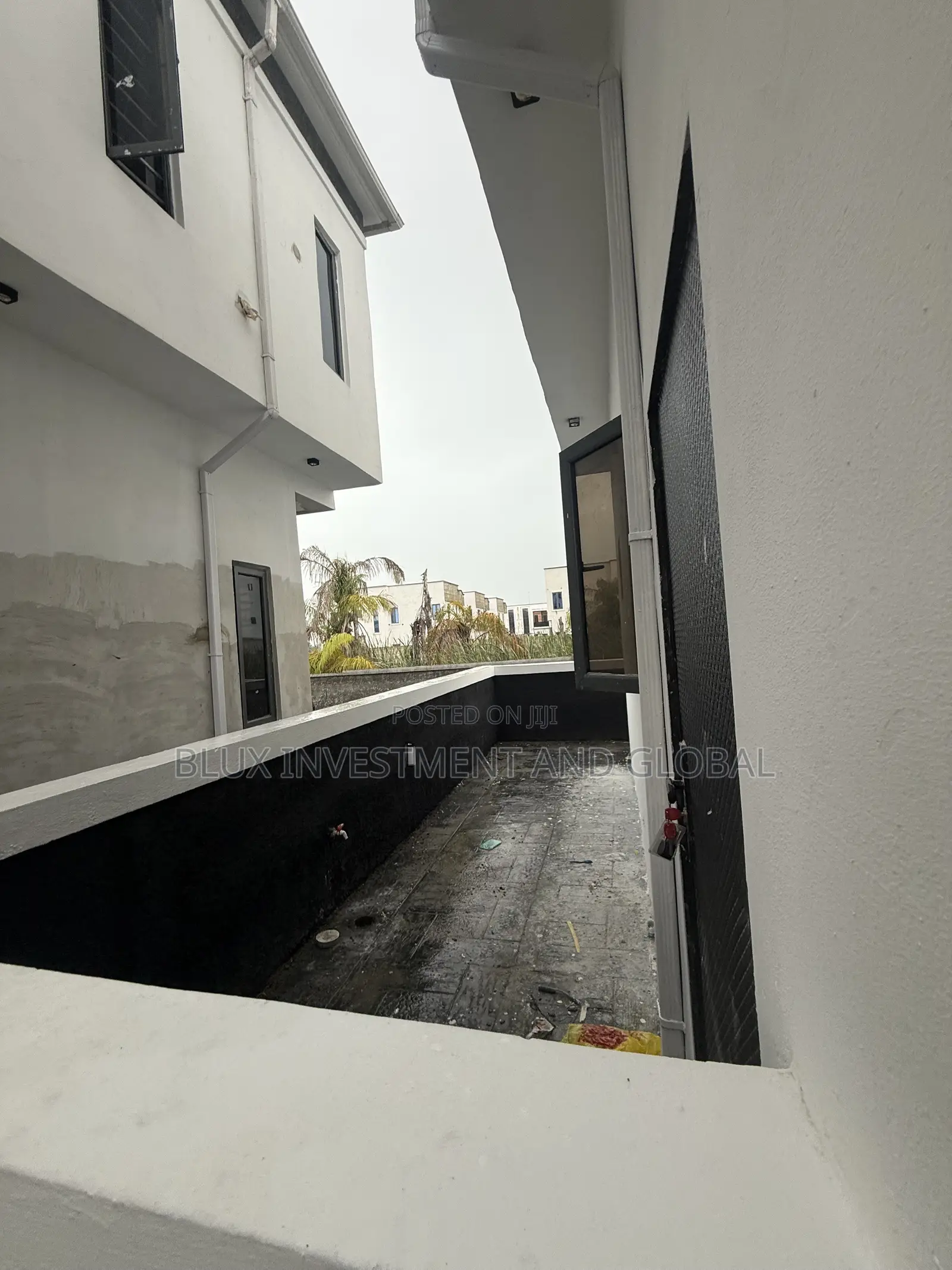 4bdrm Duplex in Ikota Gra for sale in Ikota