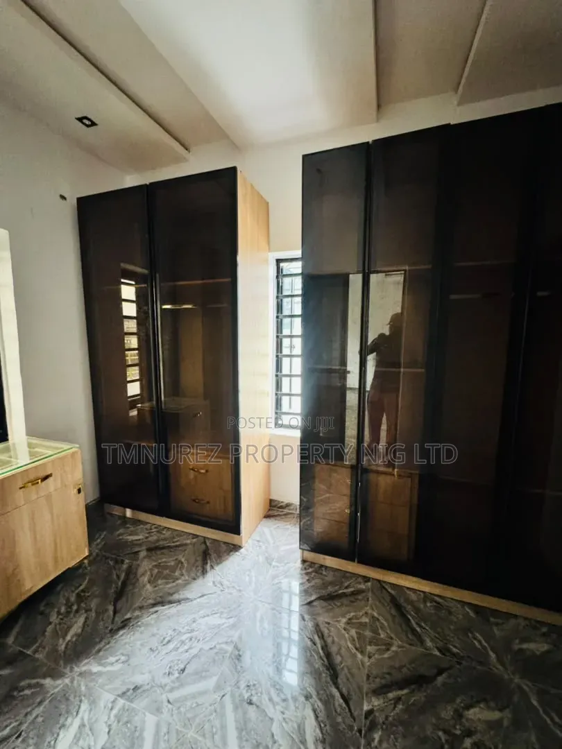 4bdrm Duplex in Ikeja GRA for sale in Ikeja GRA