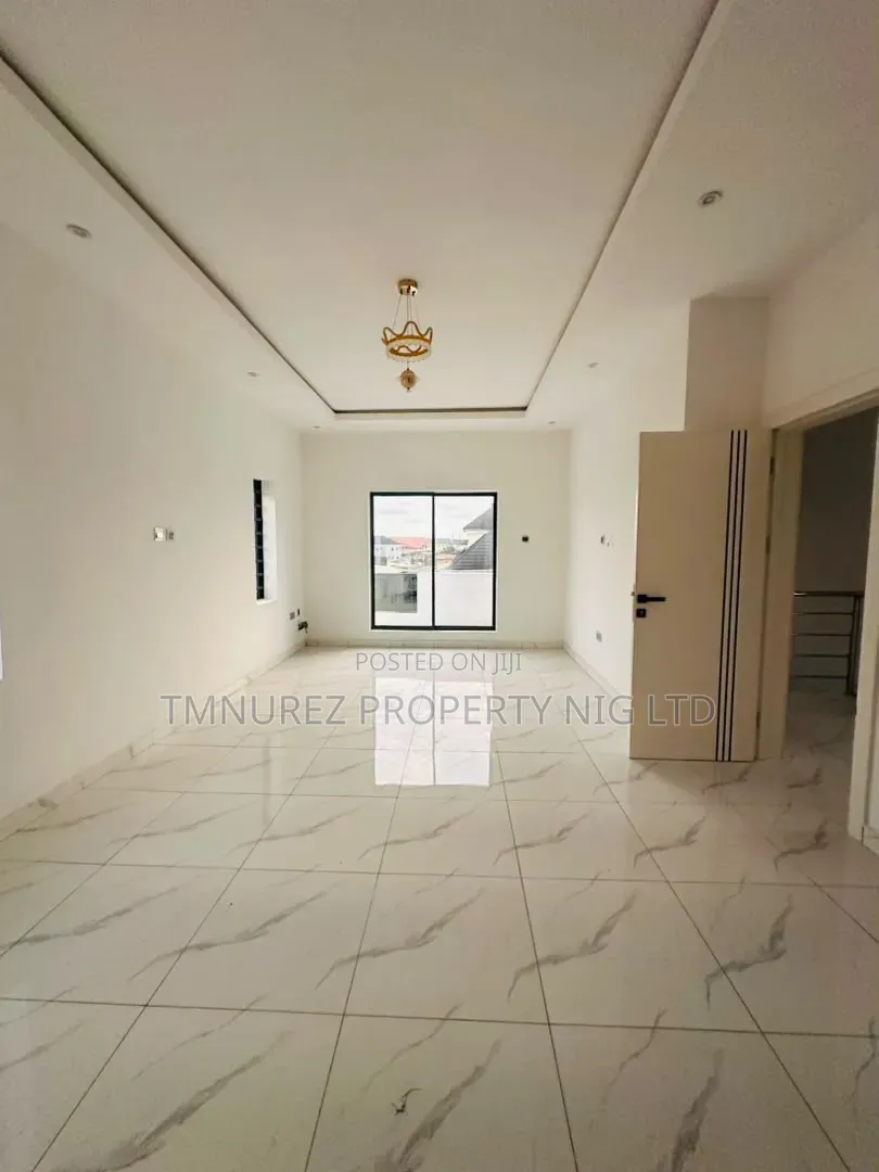 5bdrm Duplex in Phase 1 / Gbagada for sale in Phase 1 / Gbagada