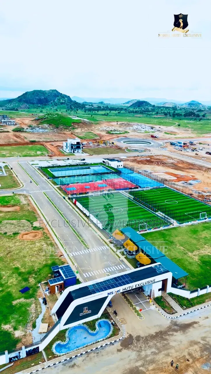 Premium Golf Resort Land With FCDA C of O – Airport Road, Abuja in Asokoro
