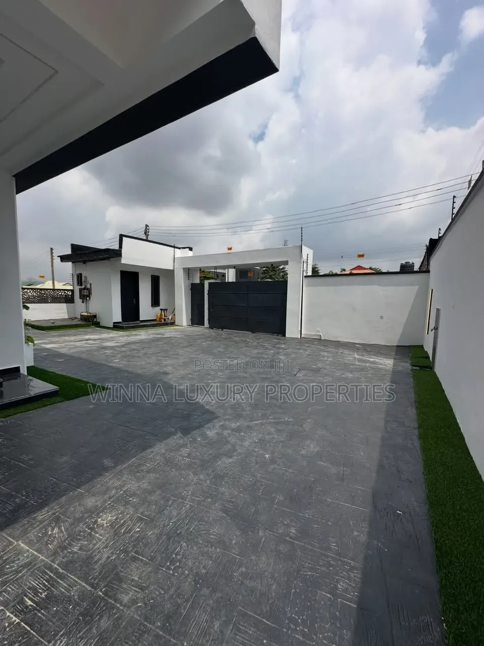 6bdrm Duplex in 3Rd Avenue Gwarinpa for sale in Gwarinpa