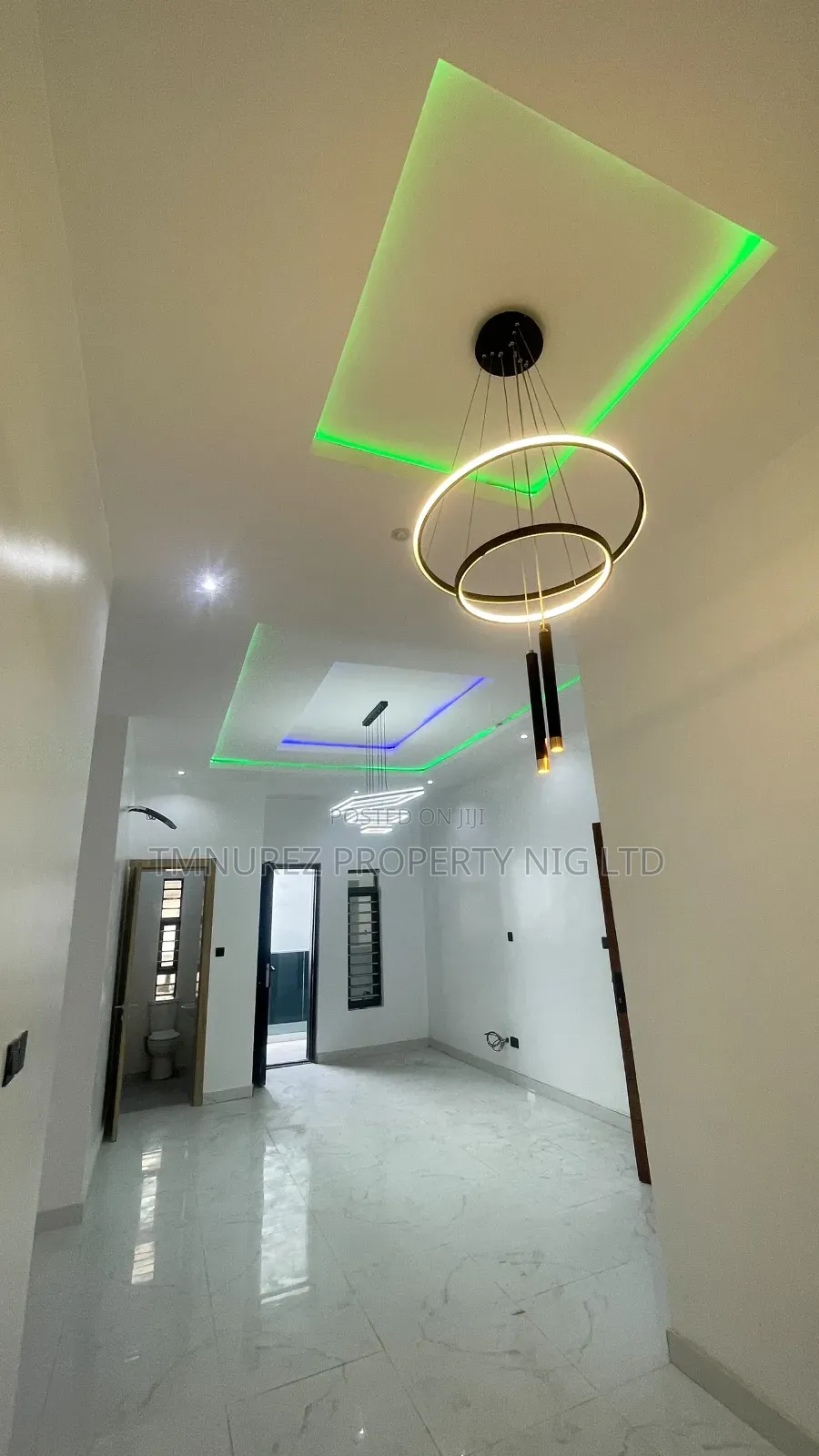 2bdrm Apartment in Off Lekki-Epe Expressway for sale in Off Lekki-Epe Expressway