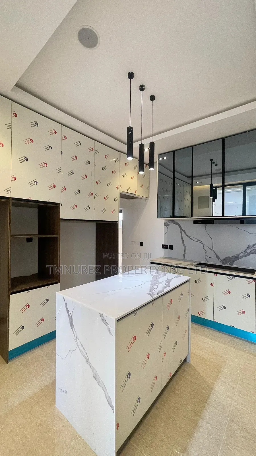 5bdrm Duplex in Osapa london for sale in Osapa london